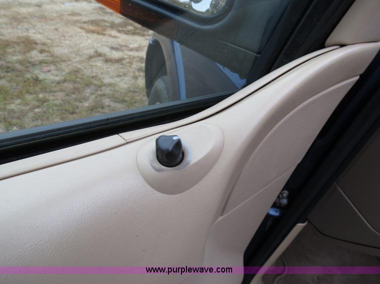 image for item B4537 2004 Buick Ranier CXL SUV