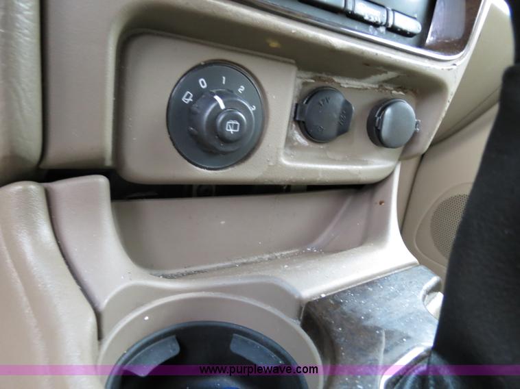 image for item B4537 2004 Buick Ranier CXL SUV