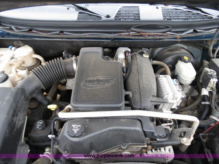 image for item B4537 2004 Buick Ranier CXL SUV