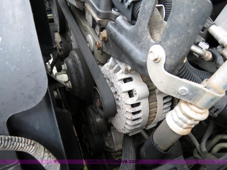 image for item B4537 2004 Buick Ranier CXL SUV