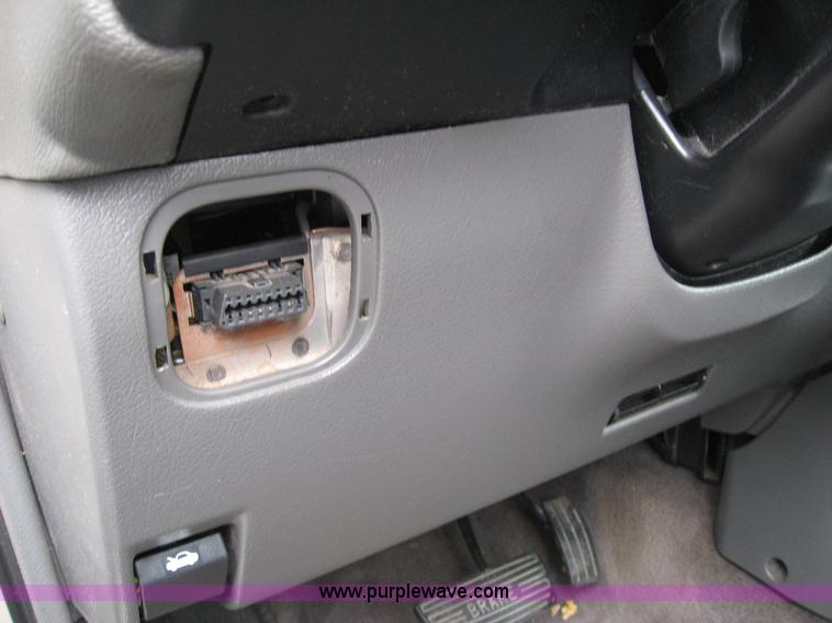 image for item B6404 1996 Isuzu Trooper S SUV