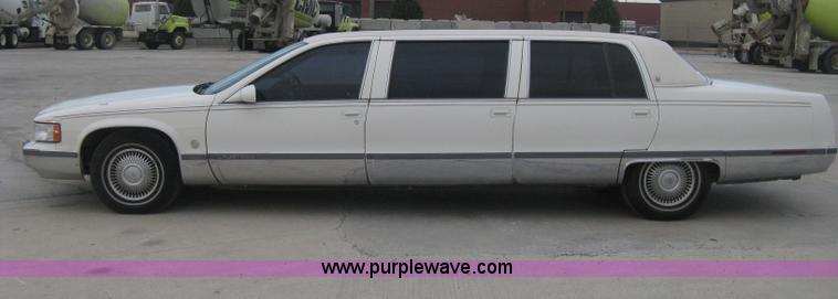 image for item B8228 1995 Cadillac Fleetwood Federal Coach limousine