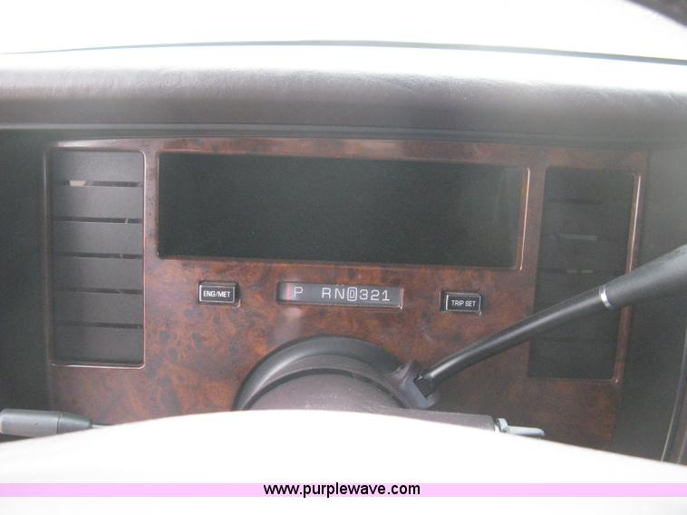 image for item B8228 1995 Cadillac Fleetwood Federal Coach limousine