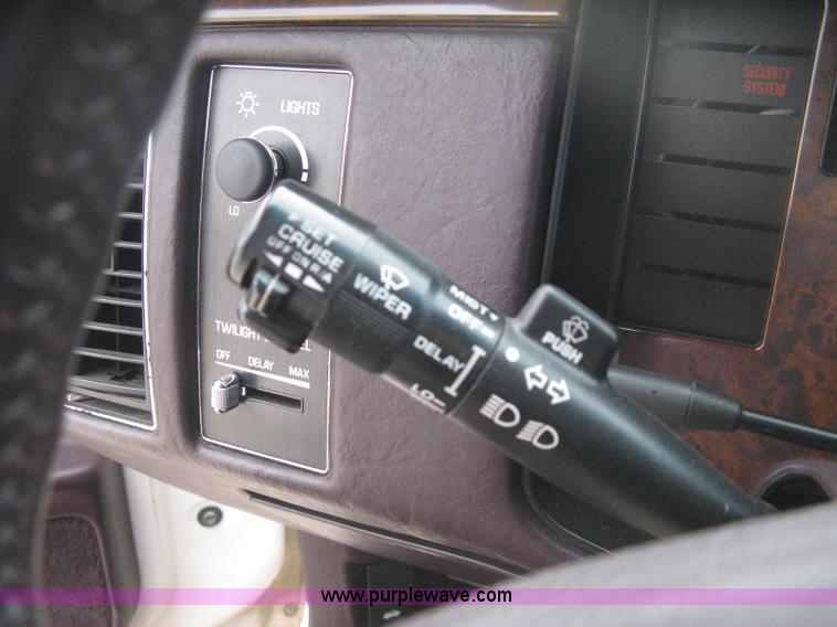 image for item B8228 1995 Cadillac Fleetwood Federal Coach limousine