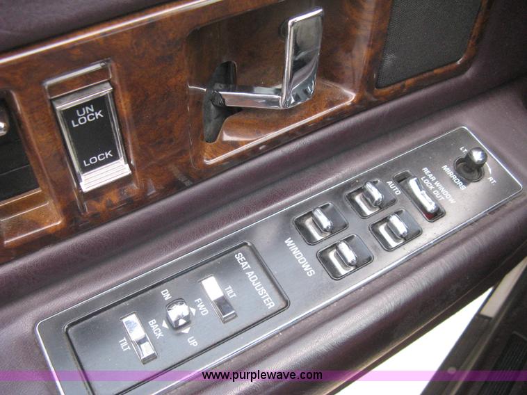 image for item B8228 1995 Cadillac Fleetwood Federal Coach limousine