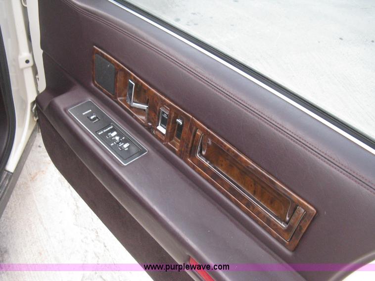 image for item B8228 1995 Cadillac Fleetwood Federal Coach limousine