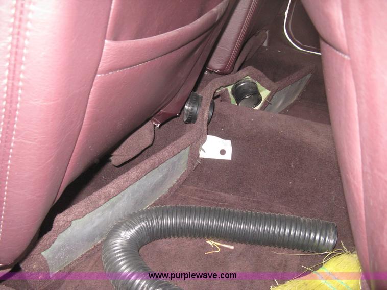 image for item B8228 1995 Cadillac Fleetwood Federal Coach limousine