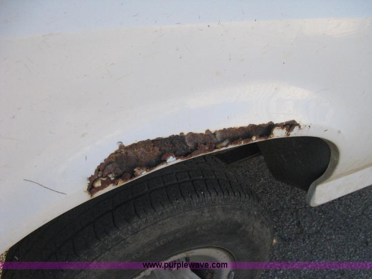 image for item B8245 1995 Ford F150 XL pickup truck