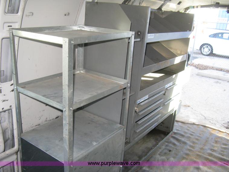 image for item B8246 2002 GMC Savana 2500 cargo van