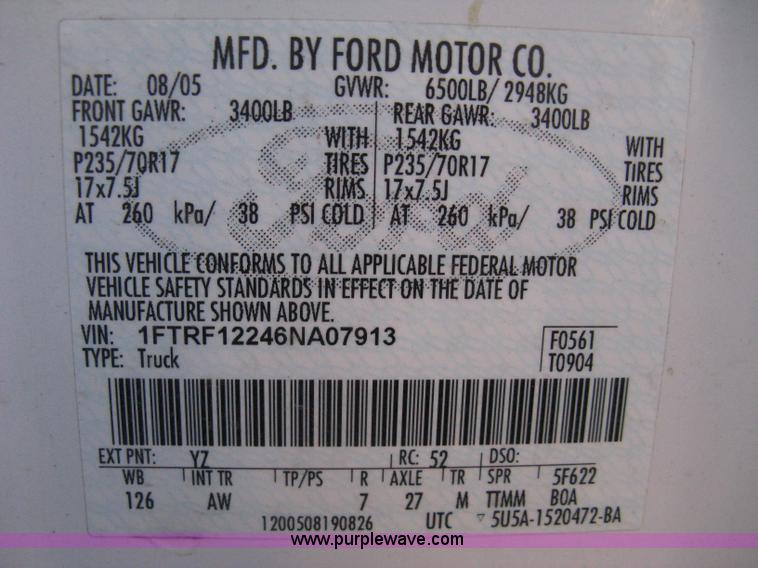 image for item B8247 2006 Ford F150 XL pickup truck