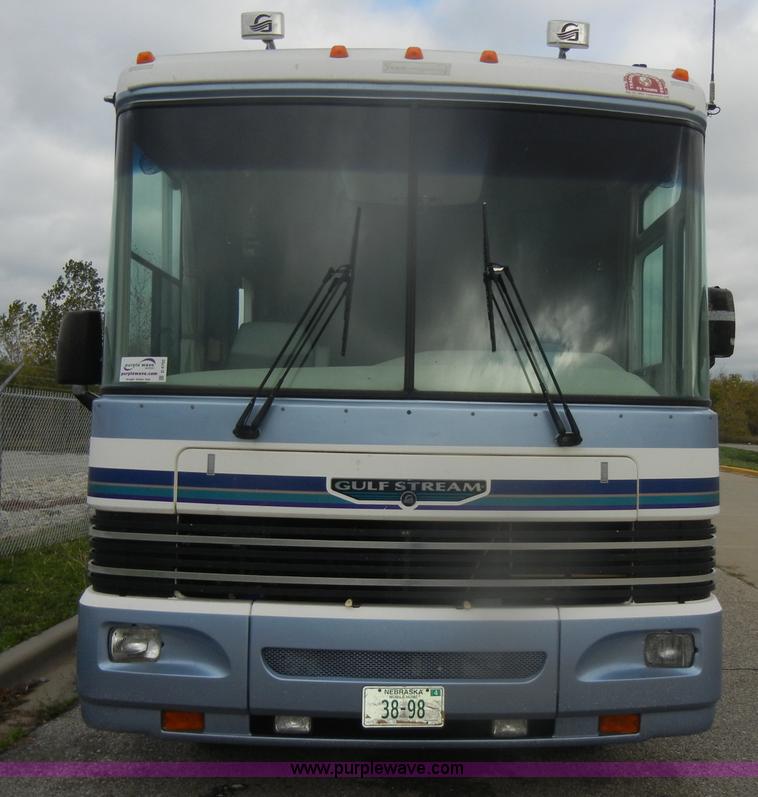 image for item D4750 1998 Gulf Stream Sun Voyager RV