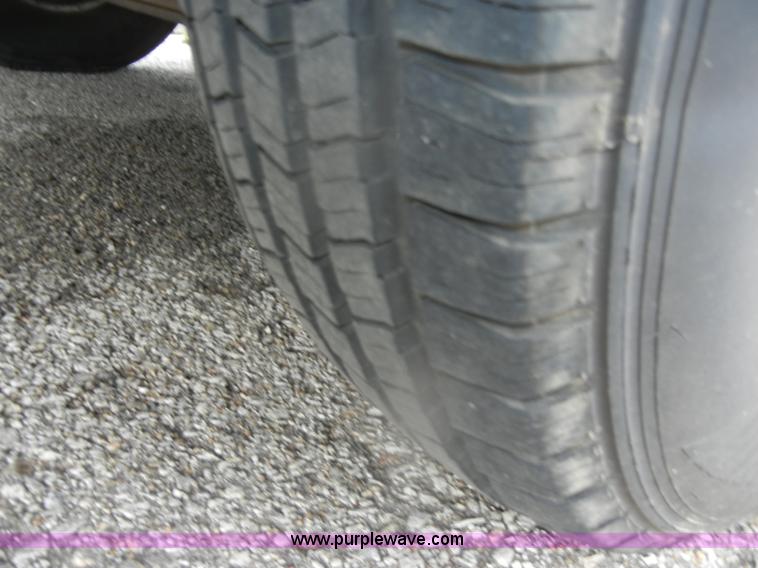 image for item D4750 1998 Gulf Stream Sun Voyager RV