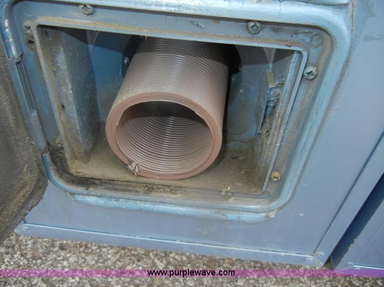 image for item D4750 1998 Gulf Stream Sun Voyager RV