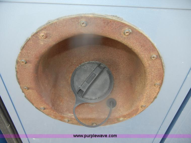 image for item D4750 1998 Gulf Stream Sun Voyager RV