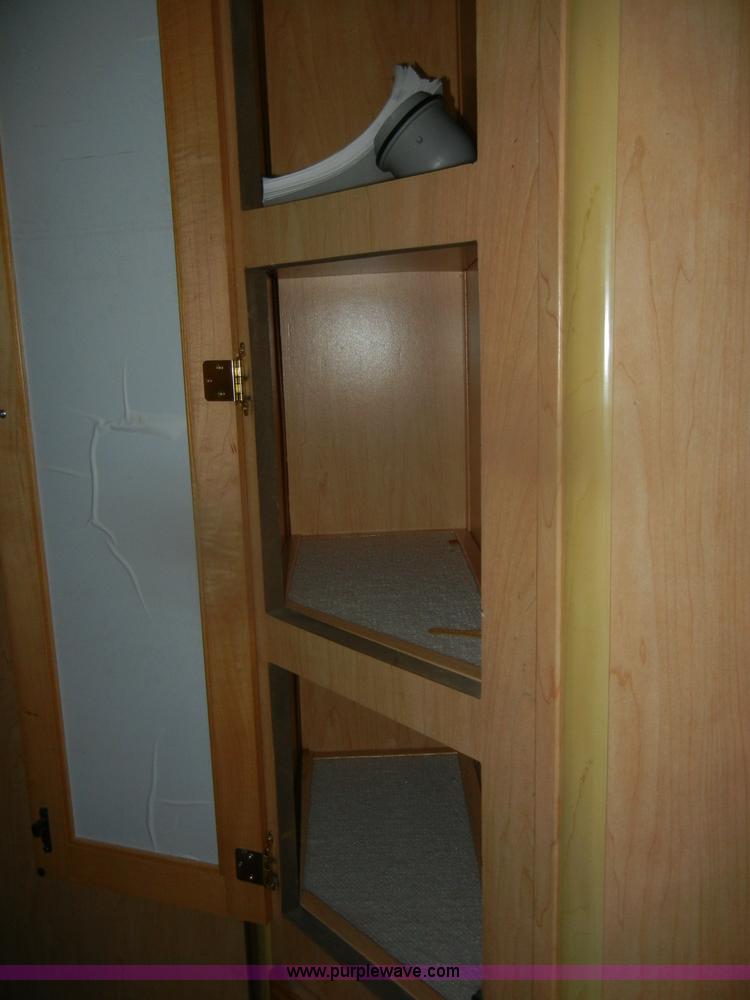 image for item D4750 1998 Gulf Stream Sun Voyager RV