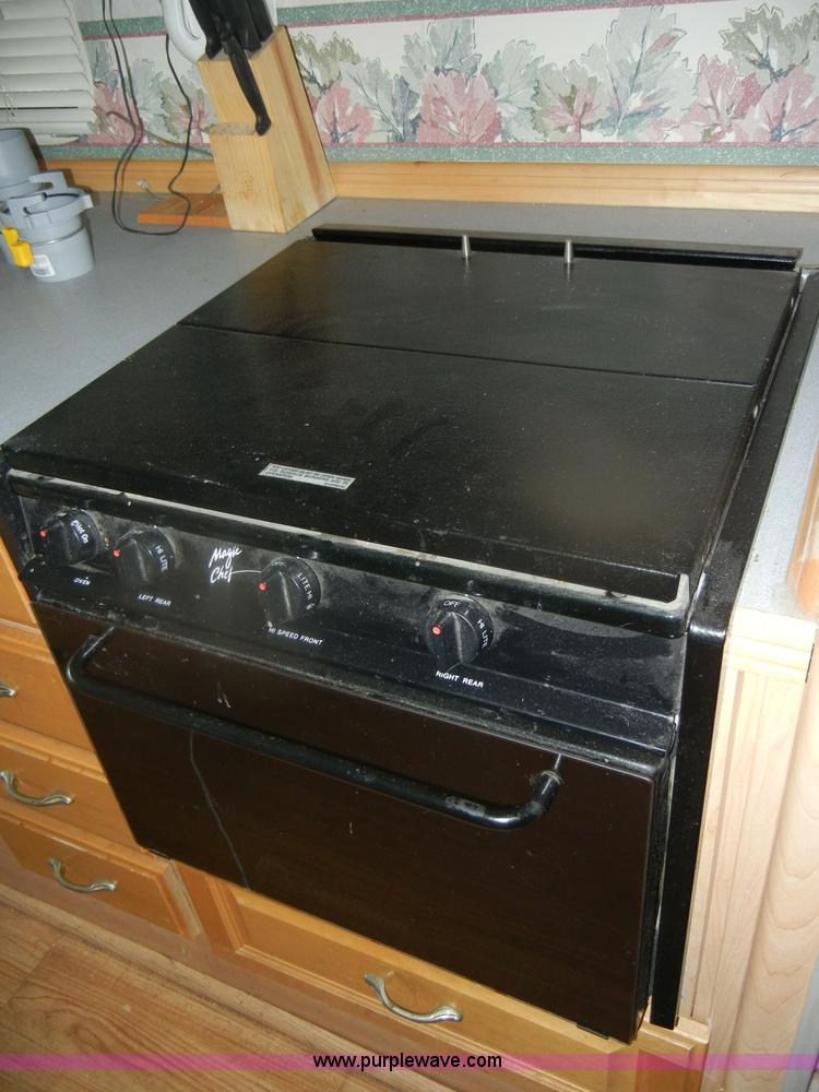 image for item D4750 1998 Gulf Stream Sun Voyager RV