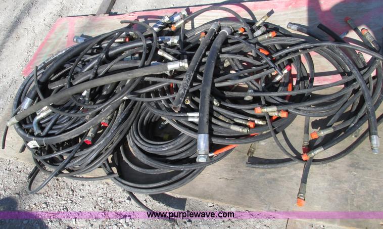 image for item E3559 Assorted hydraulic hosed and fuel lines