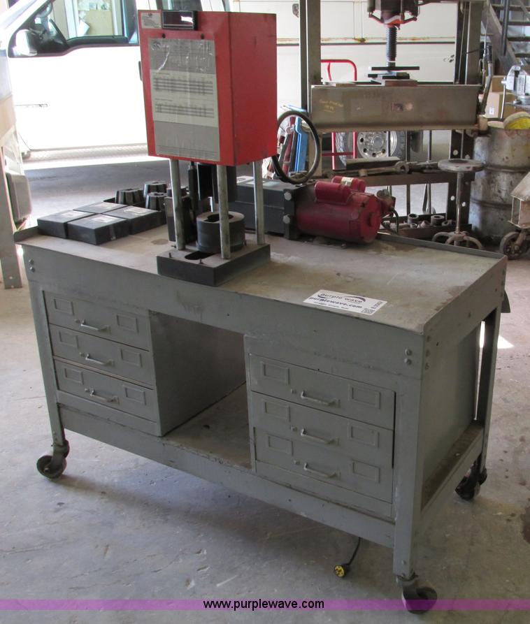 Gates PC707 hydraulic hose end crimper in Plattsburg, MO Item E3562