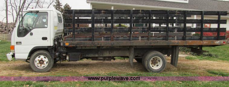 image for item E3567 2000 Chevrolet W4500 truck