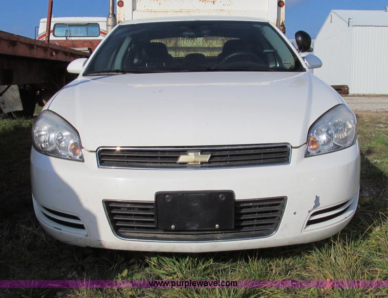 image for item E3574 2006 Chevrolet Impala Police