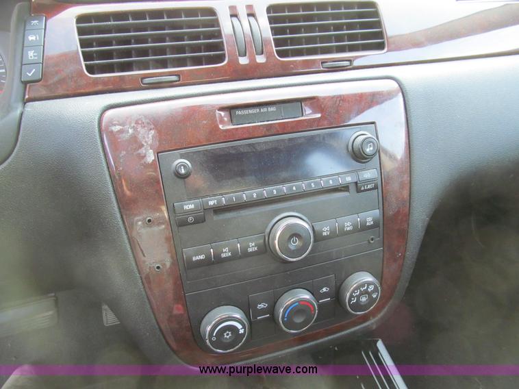 image for item E3574 2006 Chevrolet Impala Police