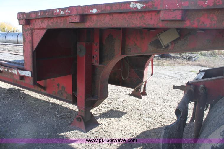 image for item E4225 1995 Daco dual tandem axle flatbed trailer