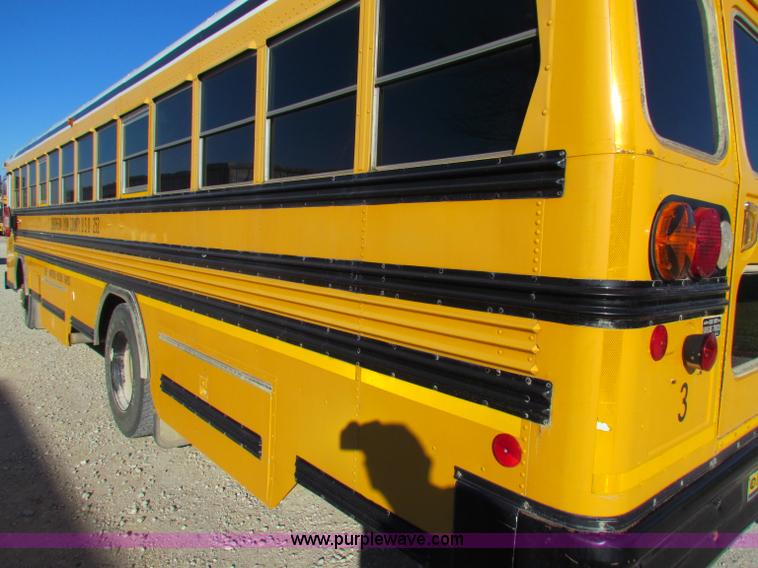 image for item E8183 2001 Blue Bird TC2000 school bus
