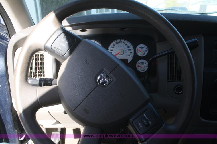 image for item F2505 2005 Dodge Ram 3500 Quad Cab pickup truck