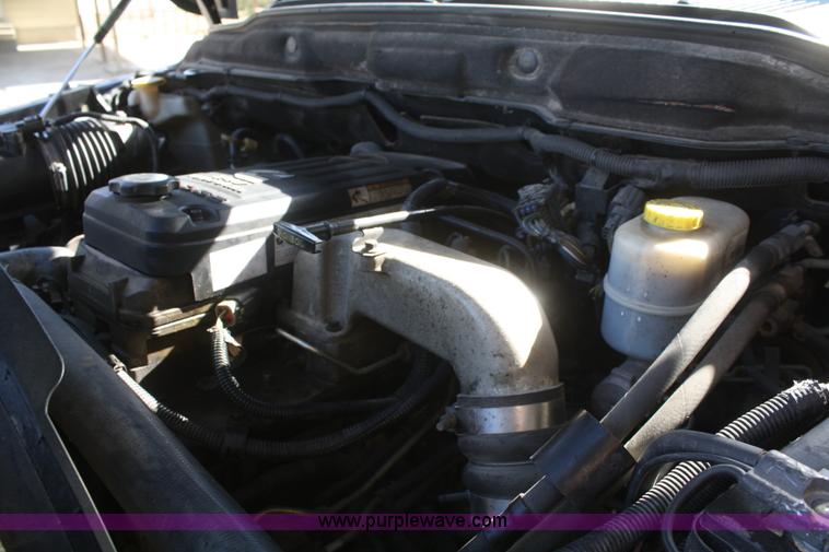 image for item F2505 2005 Dodge Ram 3500 Quad Cab pickup truck