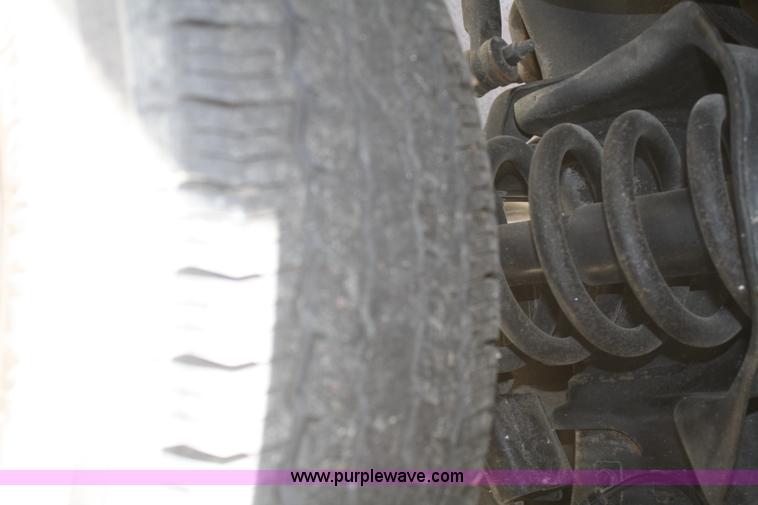 image for item F2505 2005 Dodge Ram 3500 Quad Cab pickup truck