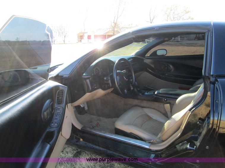 image for item F3067 1999 Chevrolet Corvette