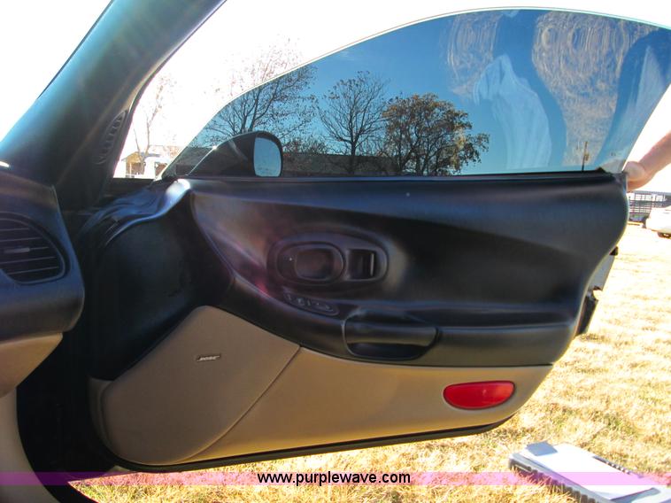 image for item F3067 1999 Chevrolet Corvette