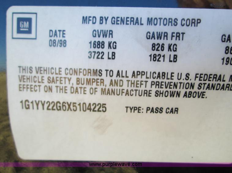 image for item F3067 1999 Chevrolet Corvette