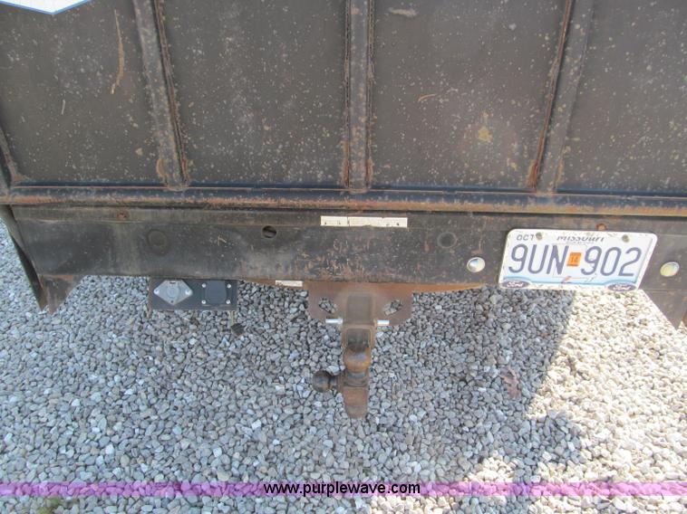 image for item F4632 2000 Ford F250 Super Duty SuperCab pickup truck