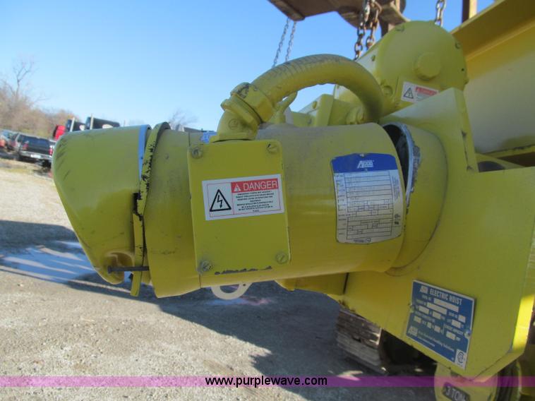 image for item F4664 Handling Systems Inc 3 ton overhead crane