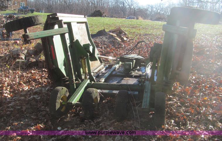 image for item F4667 John Deere 1578 batwing mower