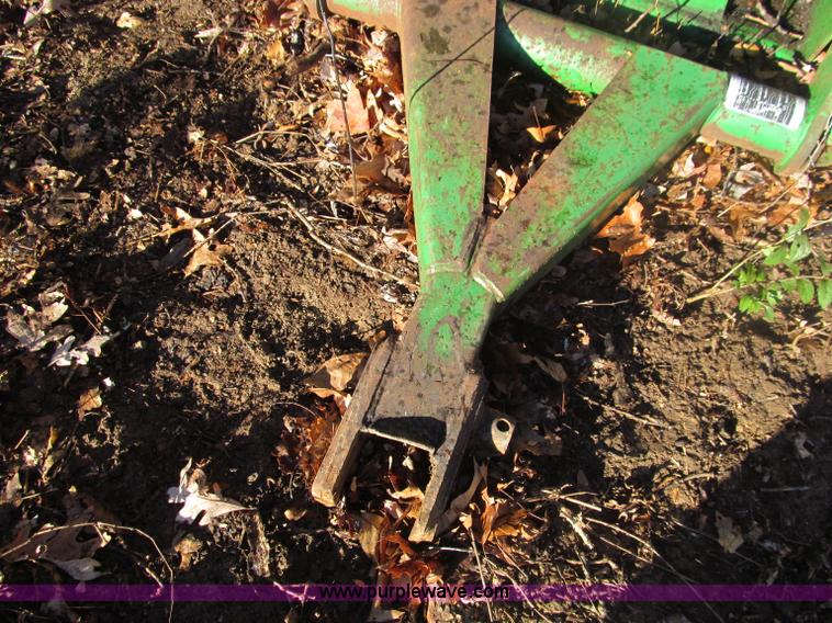 image for item F4667 John Deere 1578 batwing mower