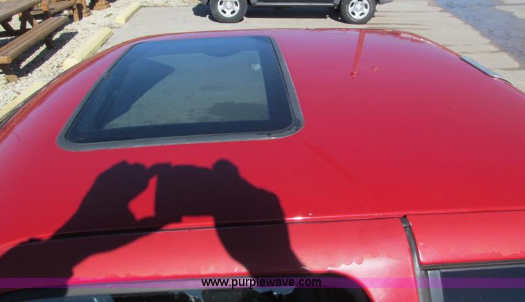 image for item F4672 2000 Chevrolet S10 Xtreme Extended Cab pickup truck