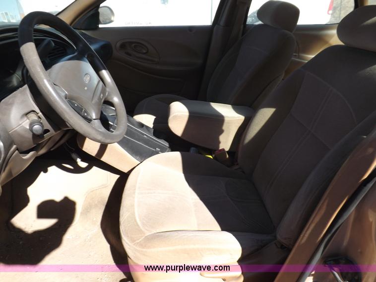 image for item F6298 1997 Ford Taurus GL