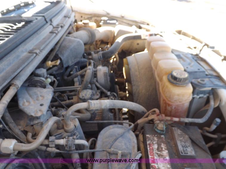 image for item F6299 2004 Ford F250 XLT Super Duty SuperCab pickup truck