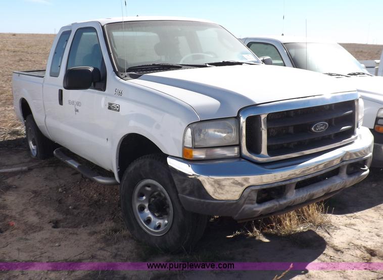 image for item F6301 2004 Ford F250 XLT Super Duty