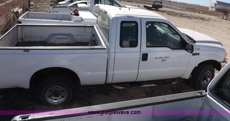 image for item F6301 2004 Ford F250 XLT Super Duty