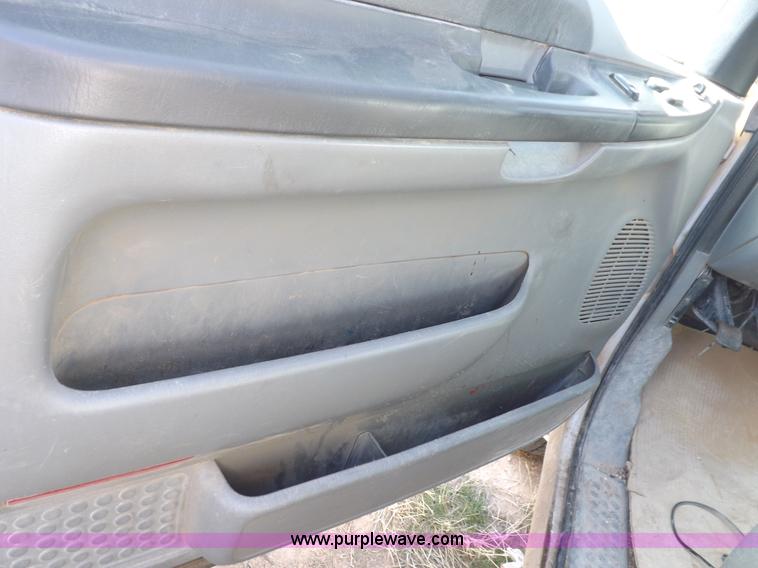 image for item F6301 2004 Ford F250 XLT Super Duty