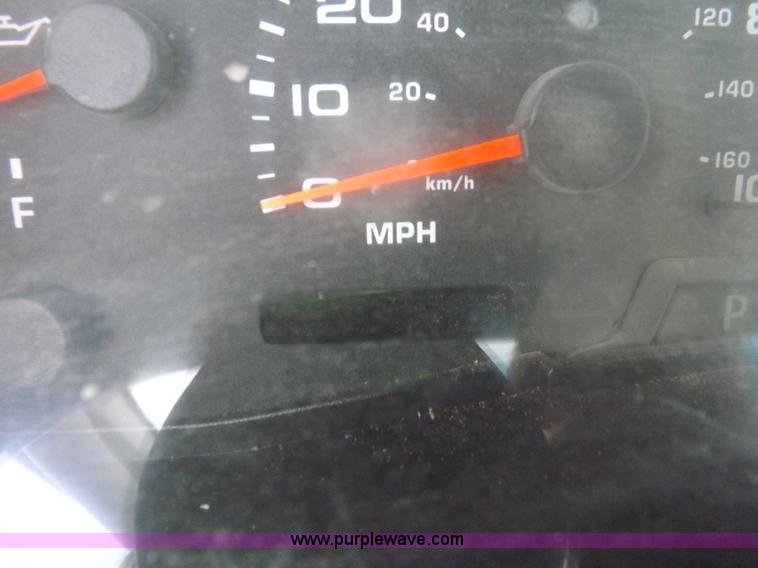 image for item F6301 2004 Ford F250 XLT Super Duty