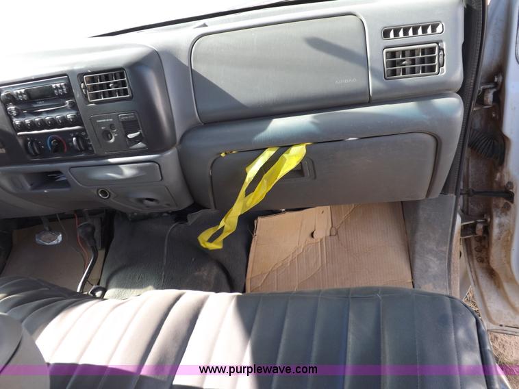 image for item F6301 2004 Ford F250 XLT Super Duty