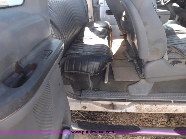 image for item F6301 2004 Ford F250 XLT Super Duty