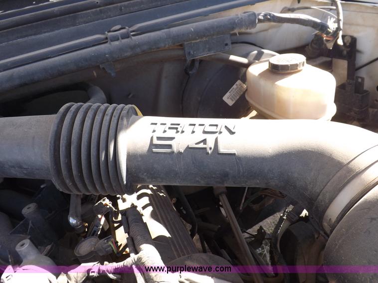 image for item F6301 2004 Ford F250 XLT Super Duty