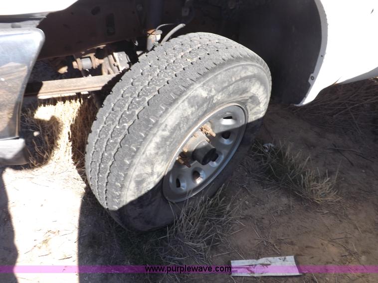 image for item F6301 2004 Ford F250 XLT Super Duty