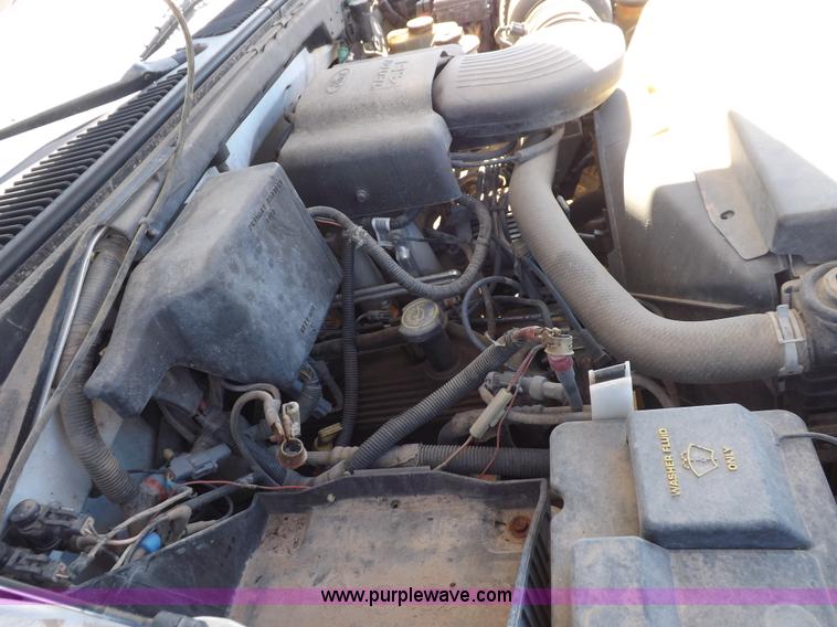 image for item F6302 1998 Ford F150 XL SuperCab pickup truck