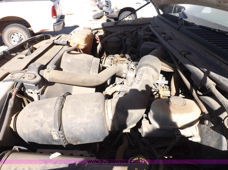 image for item F6303 2004 Ford F250 XLT Super Duty SuperCab pickup truck